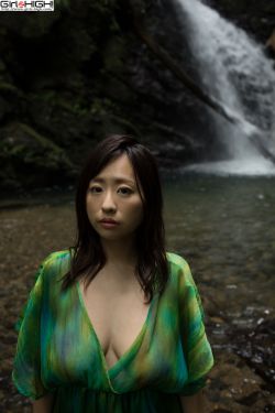 吉尺明步95部快播